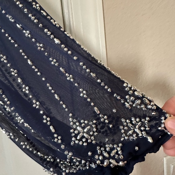 Beautiful long dress - Picture 4 of 4